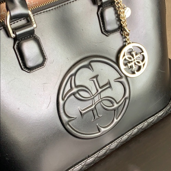 GUESS Purse - Picture 2 of 6